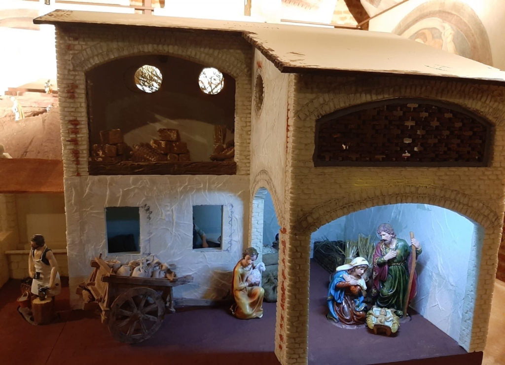 UN PRESEPE IN ONORE DELLA SACRA SPINA: L’ULTIMO DONO DI MARIO MENARBIN ALLA SUA COMUNITÀ